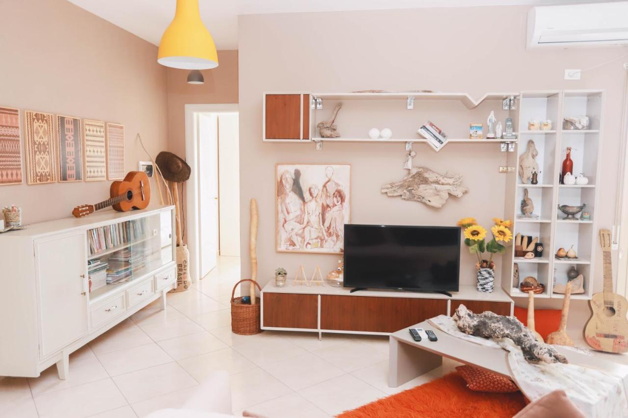 Large Apartment Near The Seaside Boulevard Lungomare Vlore Exterior photo
